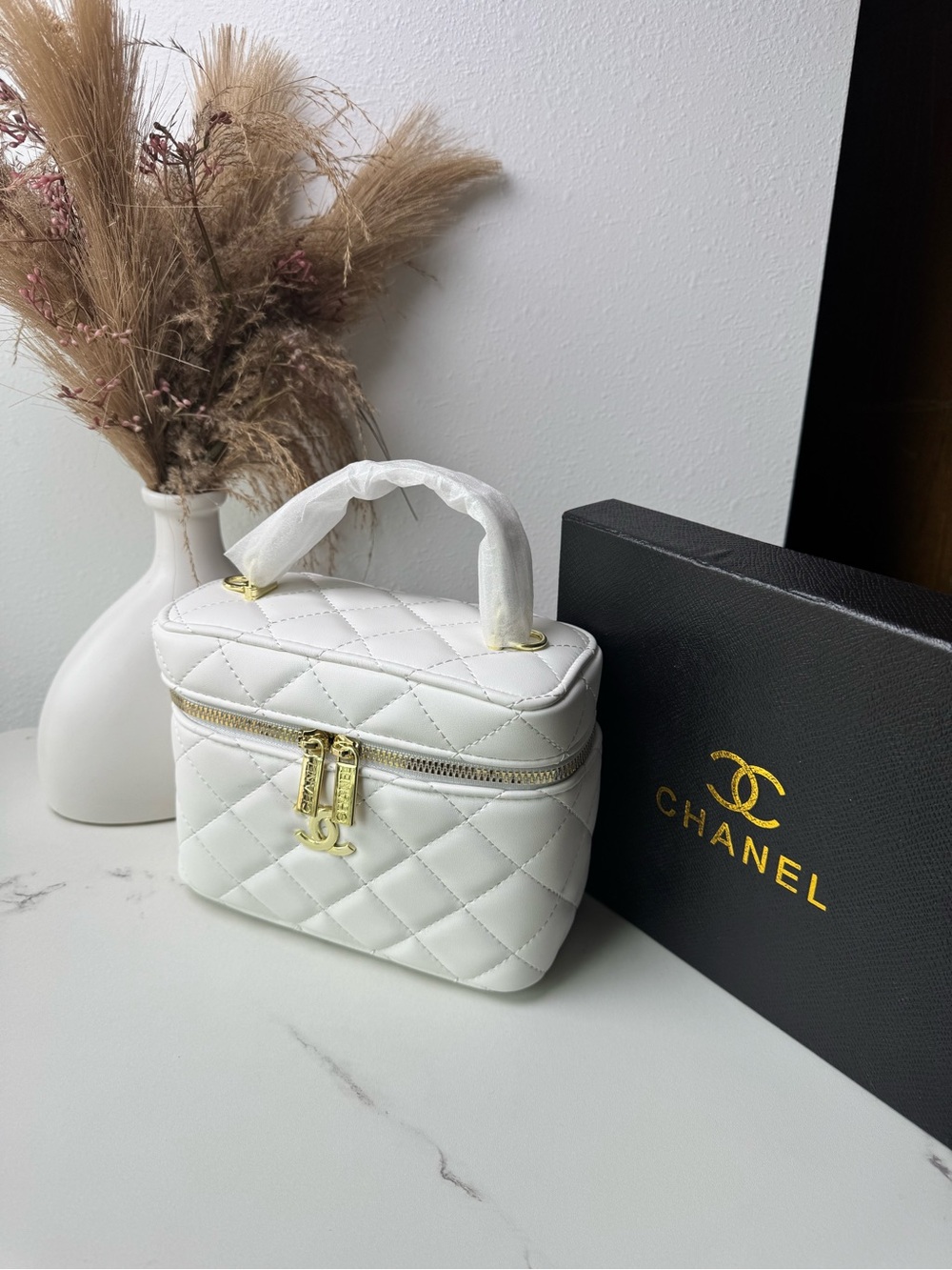 CHANEL White Quilted Vanity Case with Gold Hardware